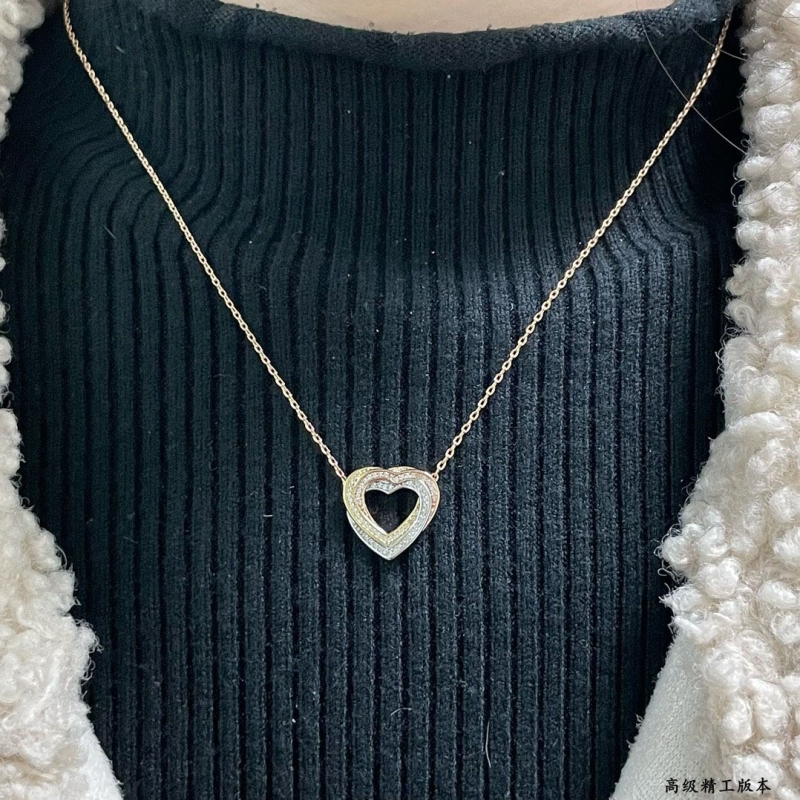 Ca*t*er necklaces